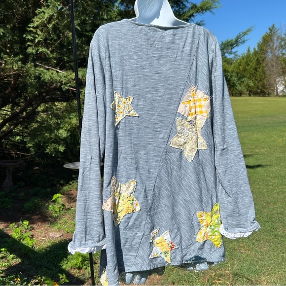 Upcycled Patchwork Star Print Distressed Cotton Stretch Tunic Top - Picture 14 of 14